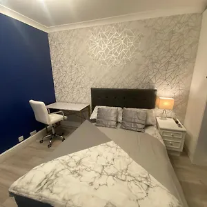  Apartment 1 Bedroom Luxury By